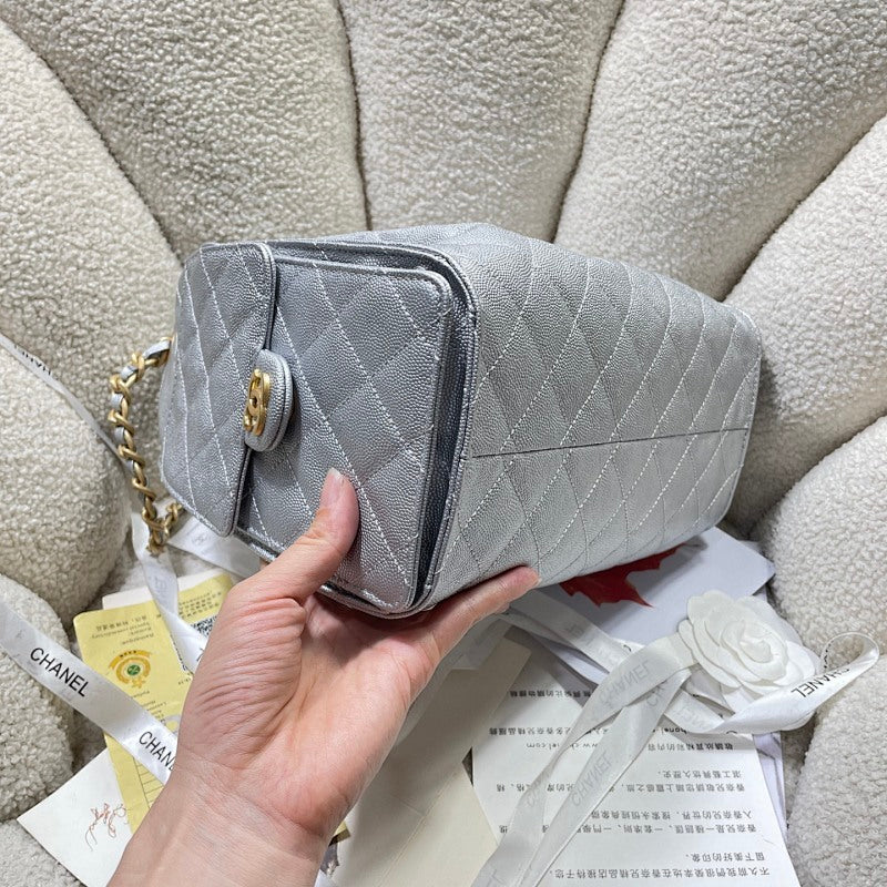 new-luxury-designer-bags-nm20189