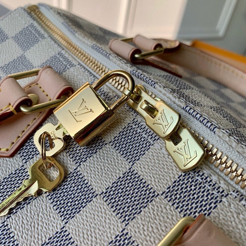 Anum Bags ln Luxury Bag --60360