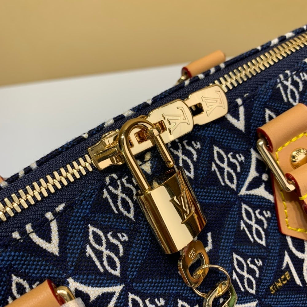 Anum Bags ln Luxury Bag --60001