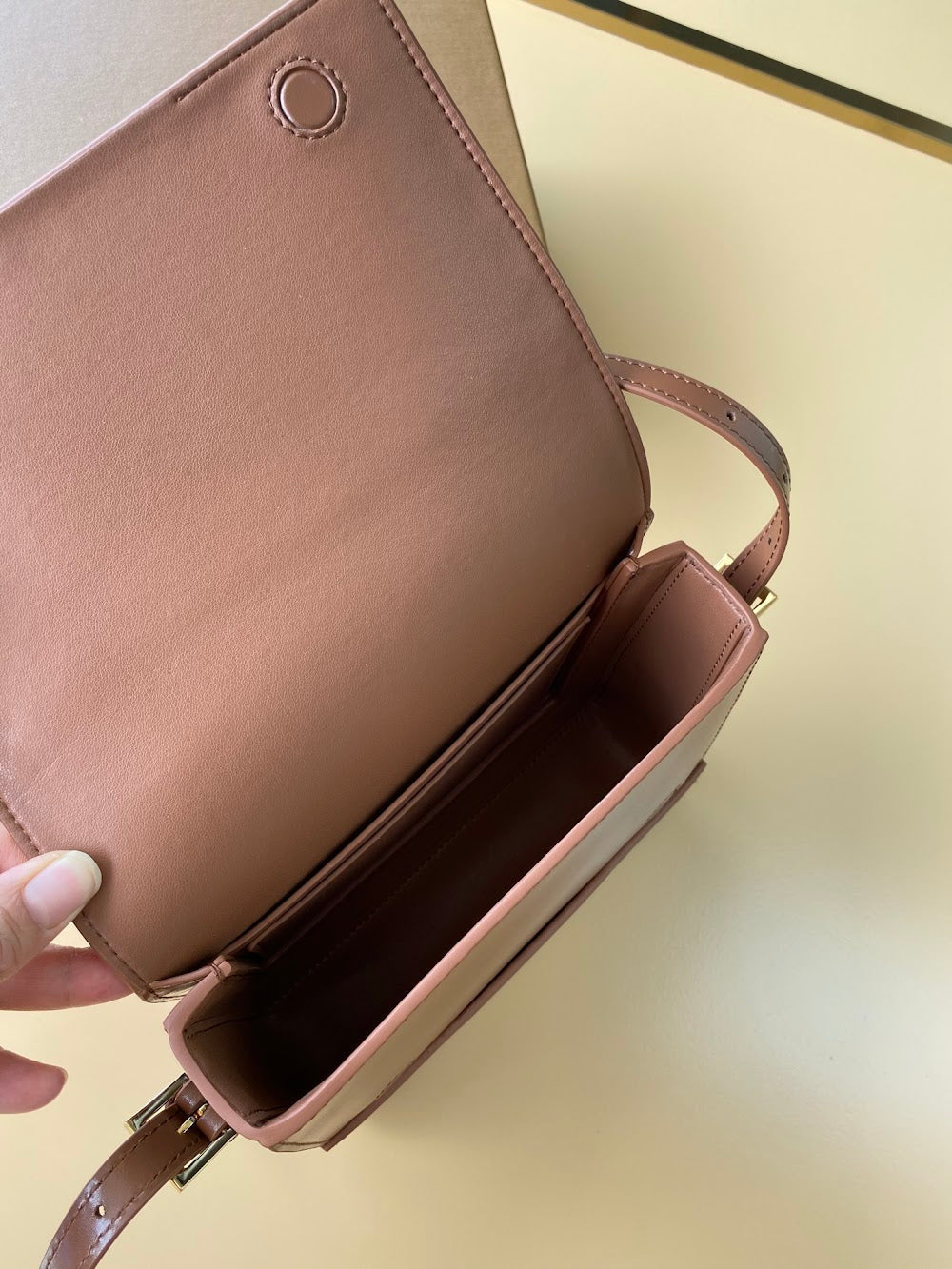 Ezyycart Bags Burberryn Luxury Bag --92429