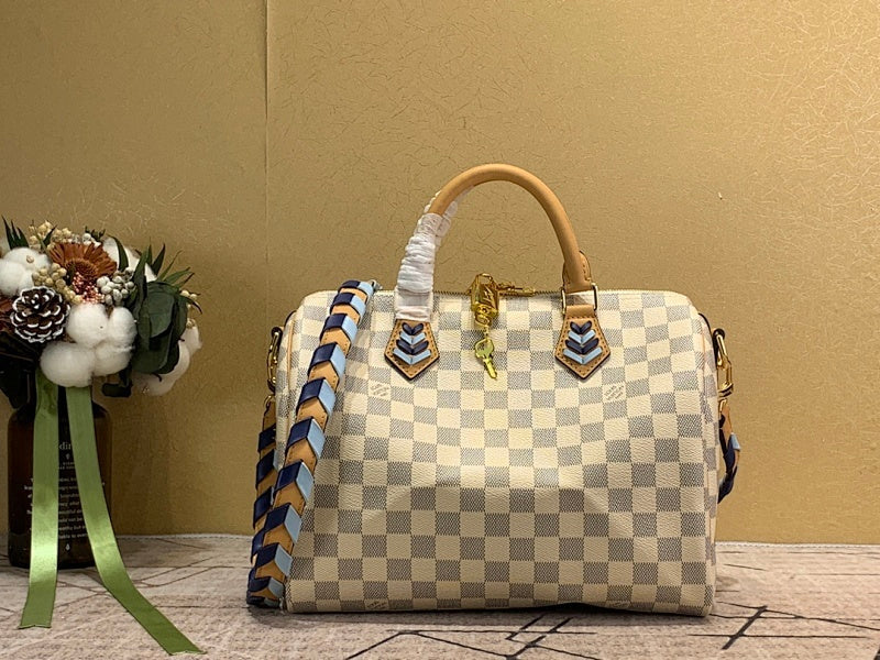 Anum Bags ln Luxury Bag --56972