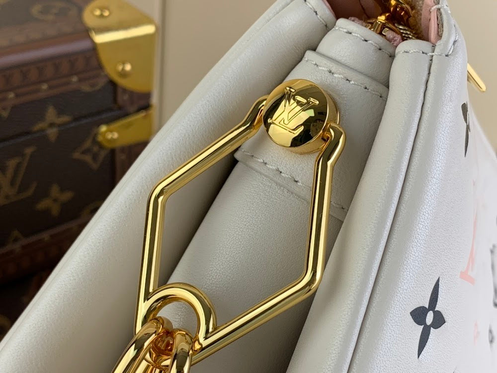 Anum Bags ln Luxury Bag --57849