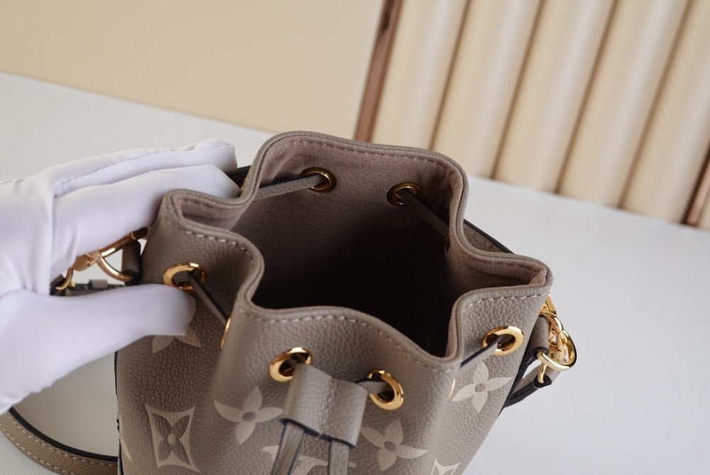 Anum Bags ln Luxury Bag --56911