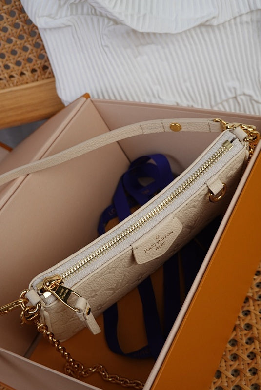 Anum Bags ln Luxury Bag --56055