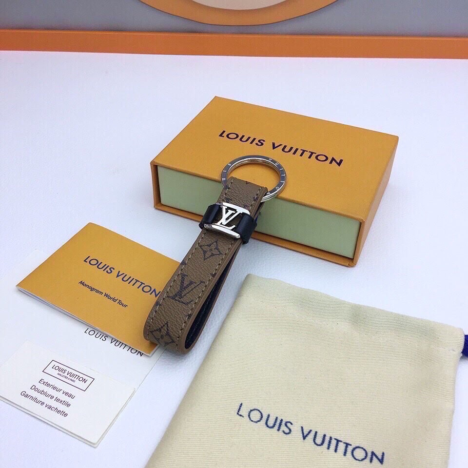 Anum Bags Keychains LUV 001