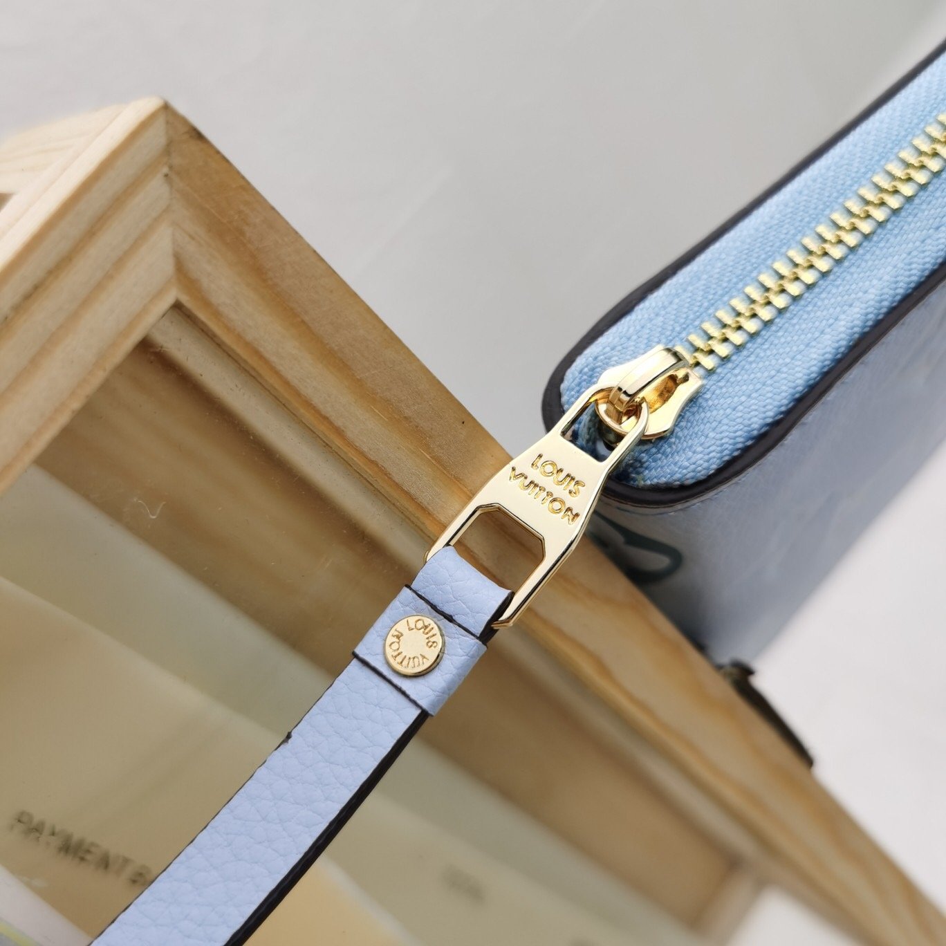 Ezyycart Bags Wallet LUV 112