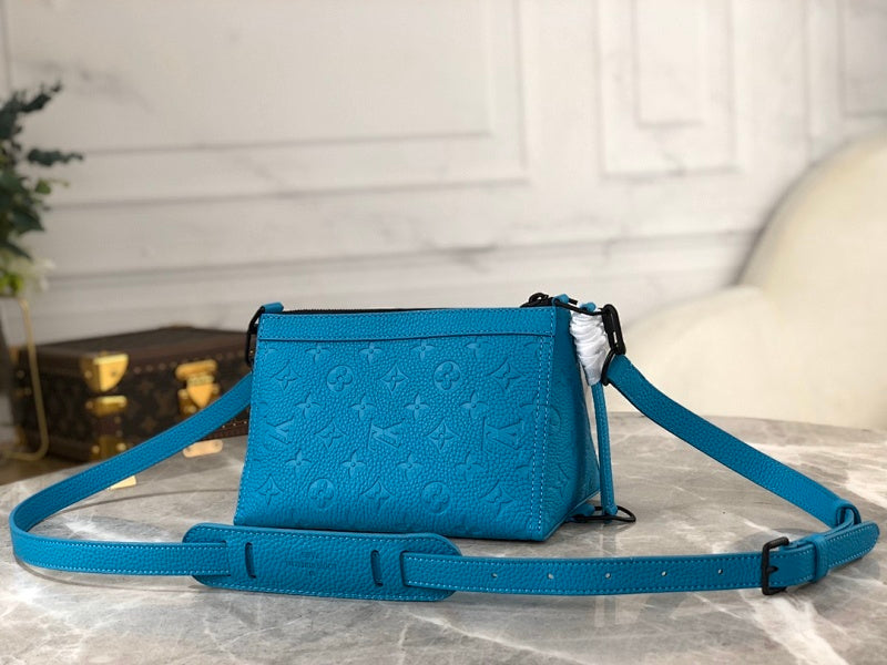 Anum Bags ln Luxury Bag --60967