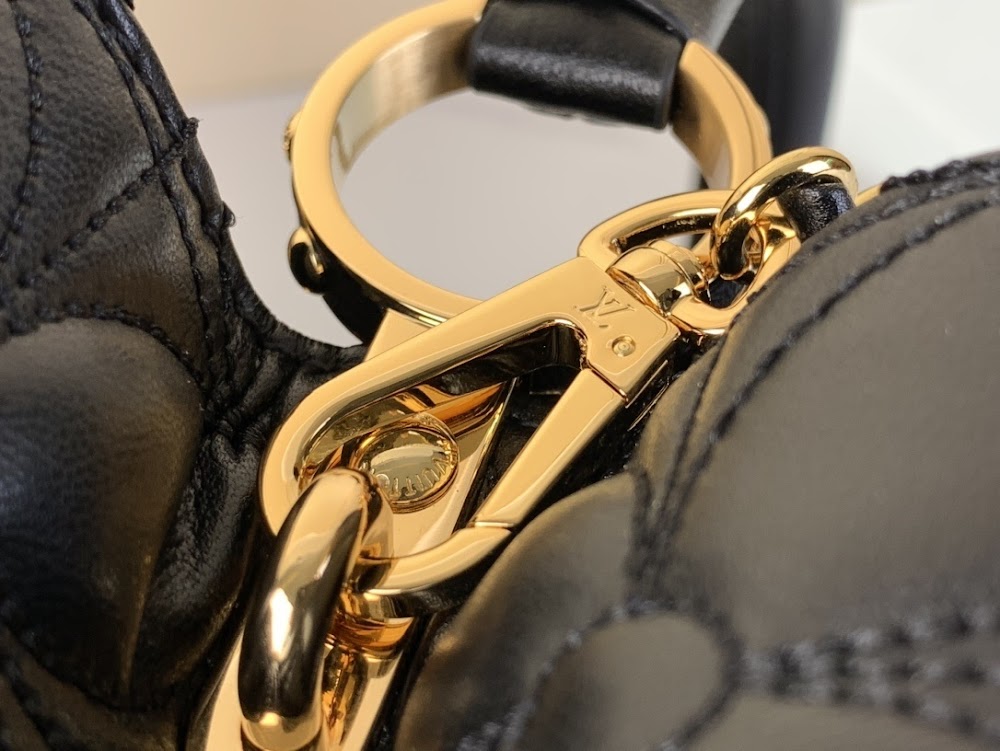 Anum Bags ln Luxury Bag --58816