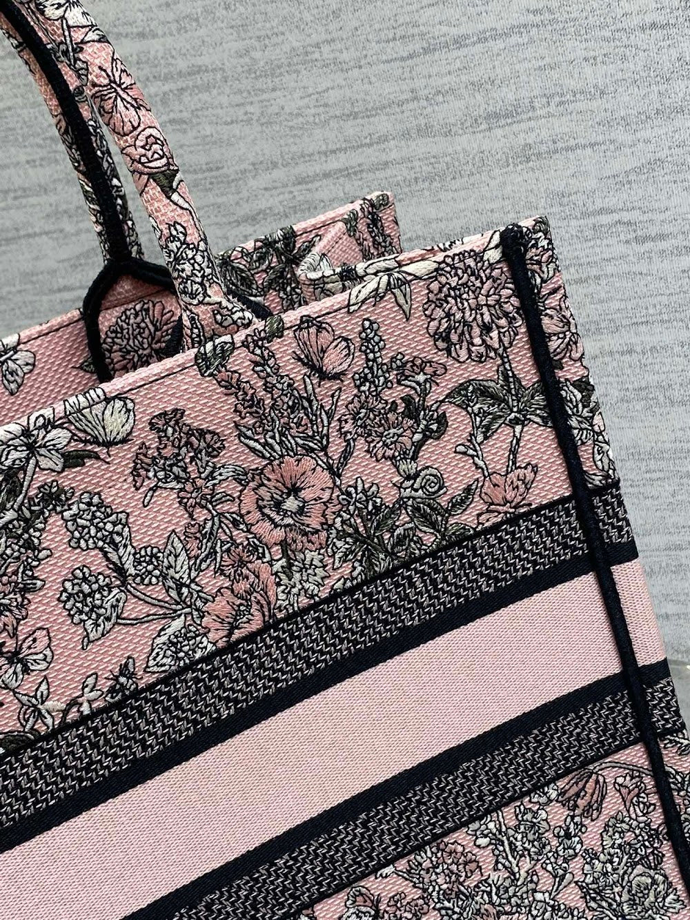 new-luxury-designer-bags-nm16042