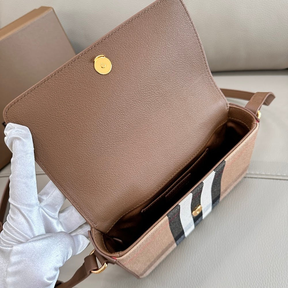 Ezyycart Bags Burberryn Luxury Bag --92502