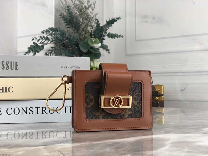 Anum Bags ln Luxury Bag --60676