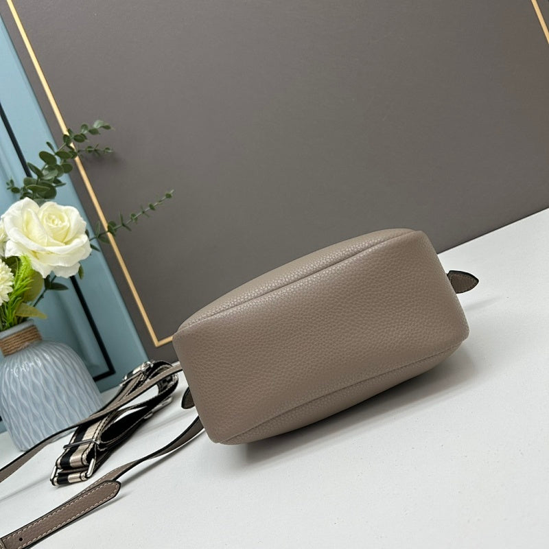 Ezyycart Bags pradn Luxury Bag --73204