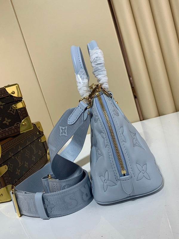 Anum Bags ln Luxury Bag --61010