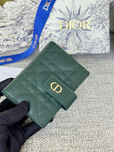 new-luxury-designer-bags-nm7630