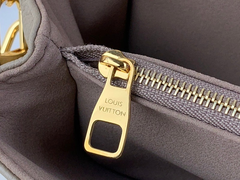 Anum Bags ln Luxury Bag --56576