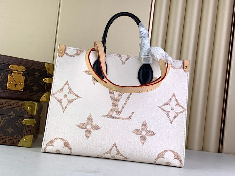 Anum Bags ln Luxury Bag --58832