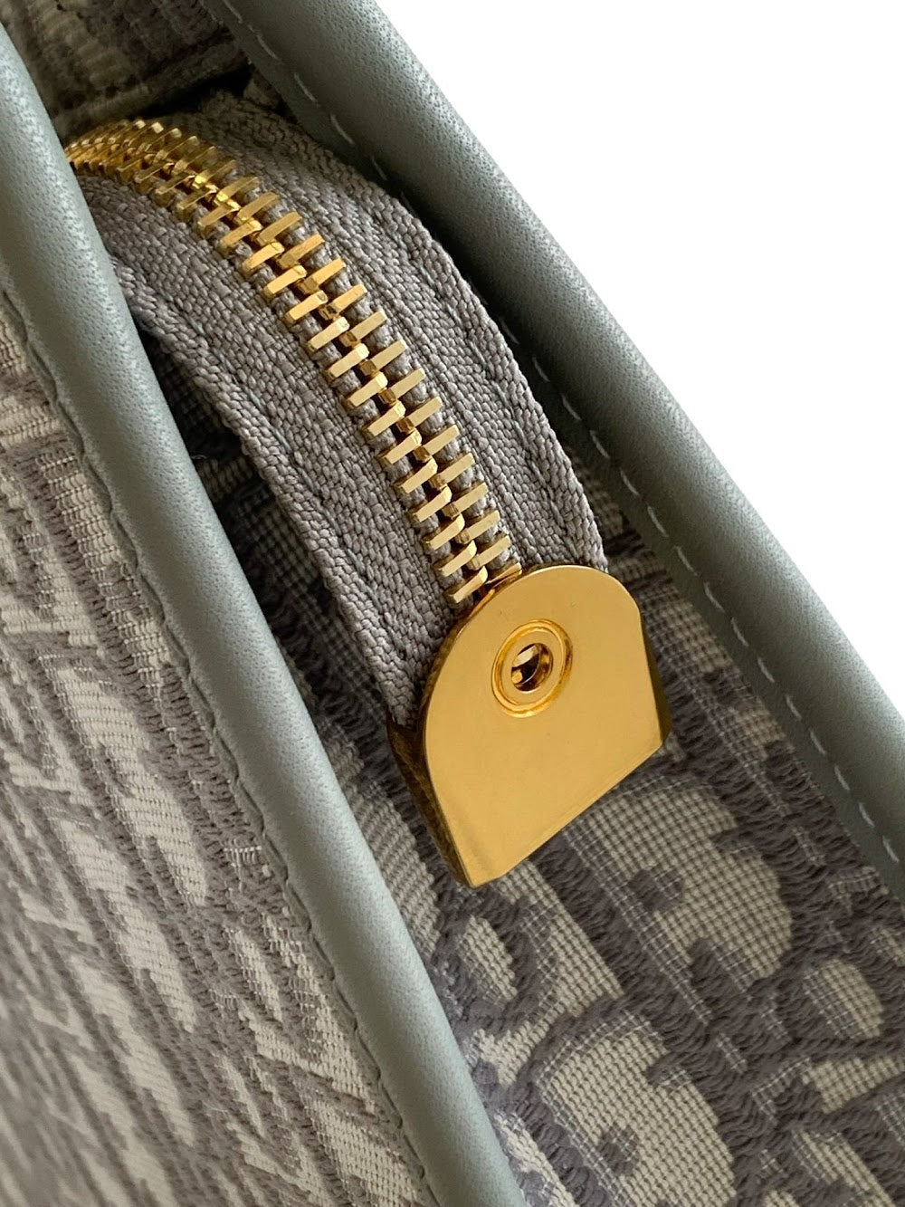 new-designer-premium-bags-nm16604