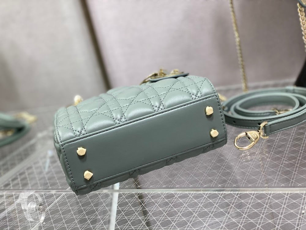 new-luxury-designer-bags-nm16034