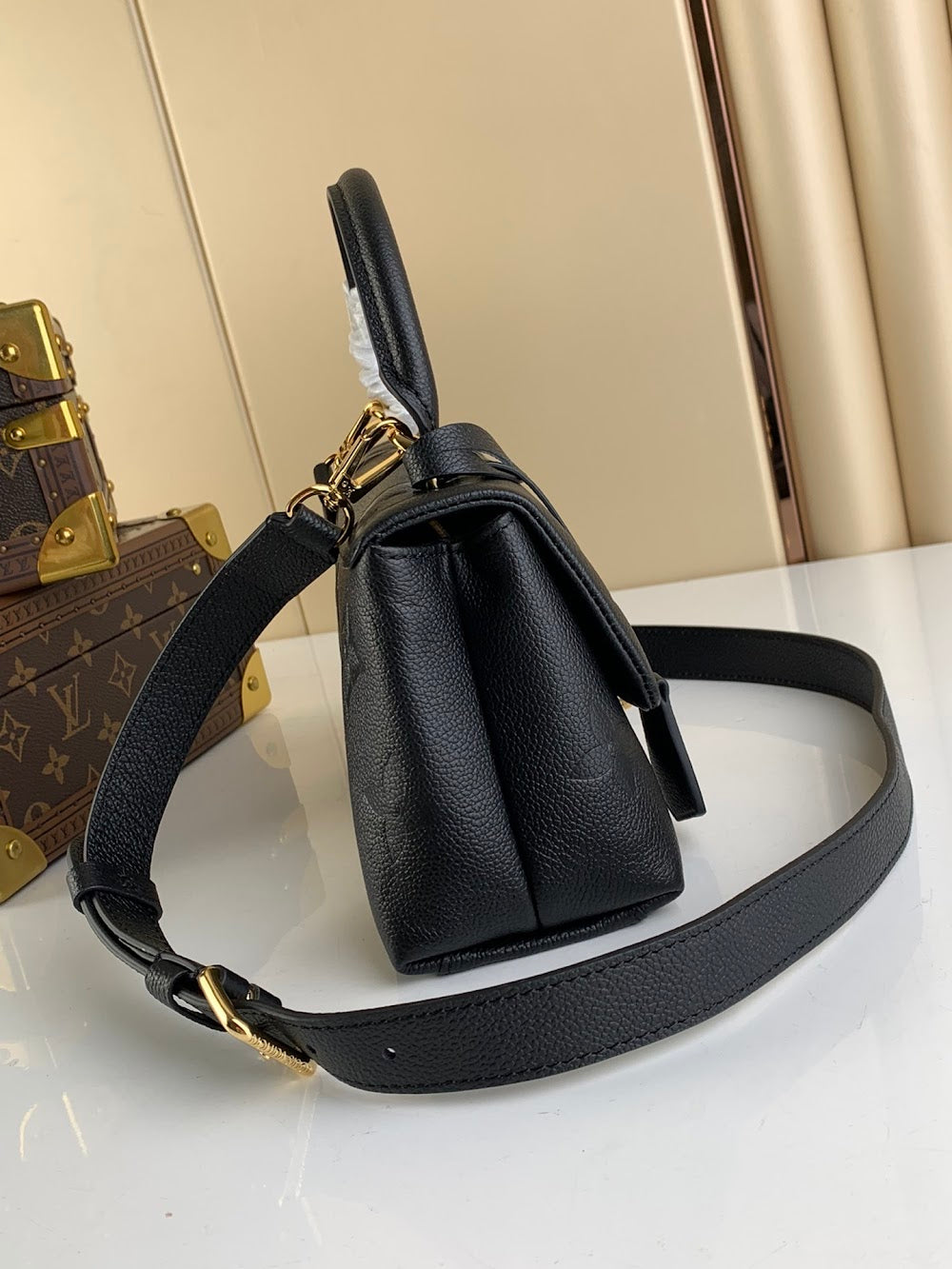 Anum Bags ln Luxury Bag --60992