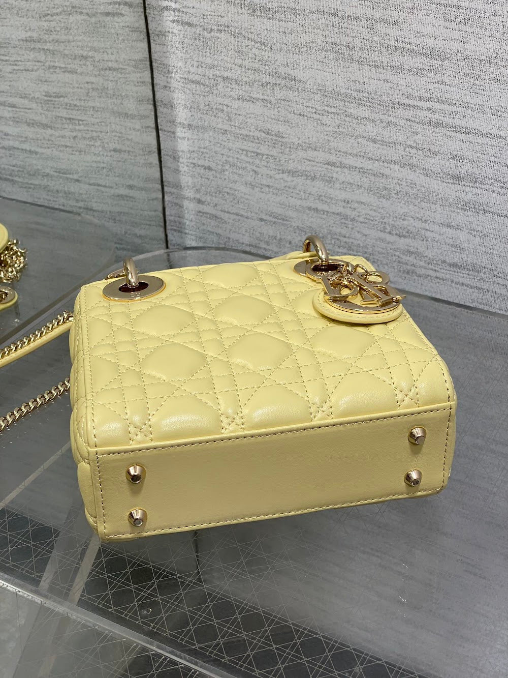 new-designer-premium-bags-nm16473