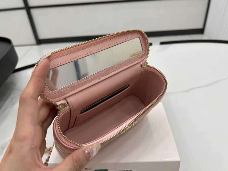 new-luxury-designer-bags-nm19860