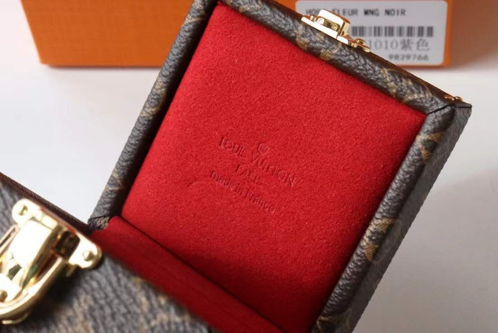 Anum Bags ln Luxury Bag --58731