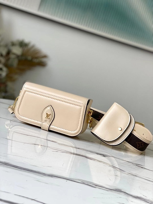 Anum Bags ln Luxury Bag --59770