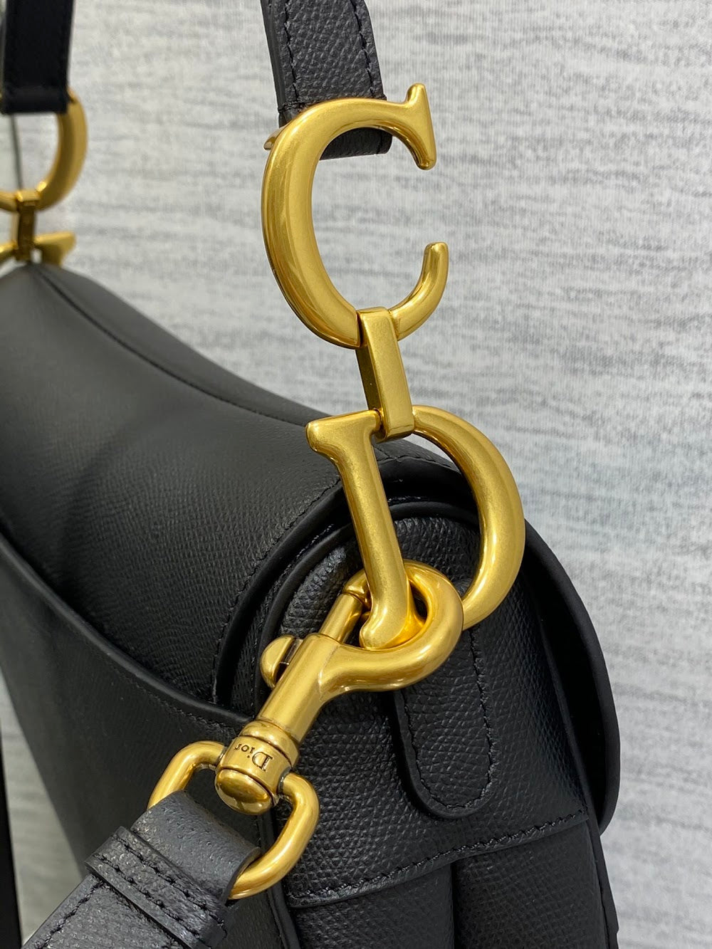 new-luxury-designer-bags-nm16174