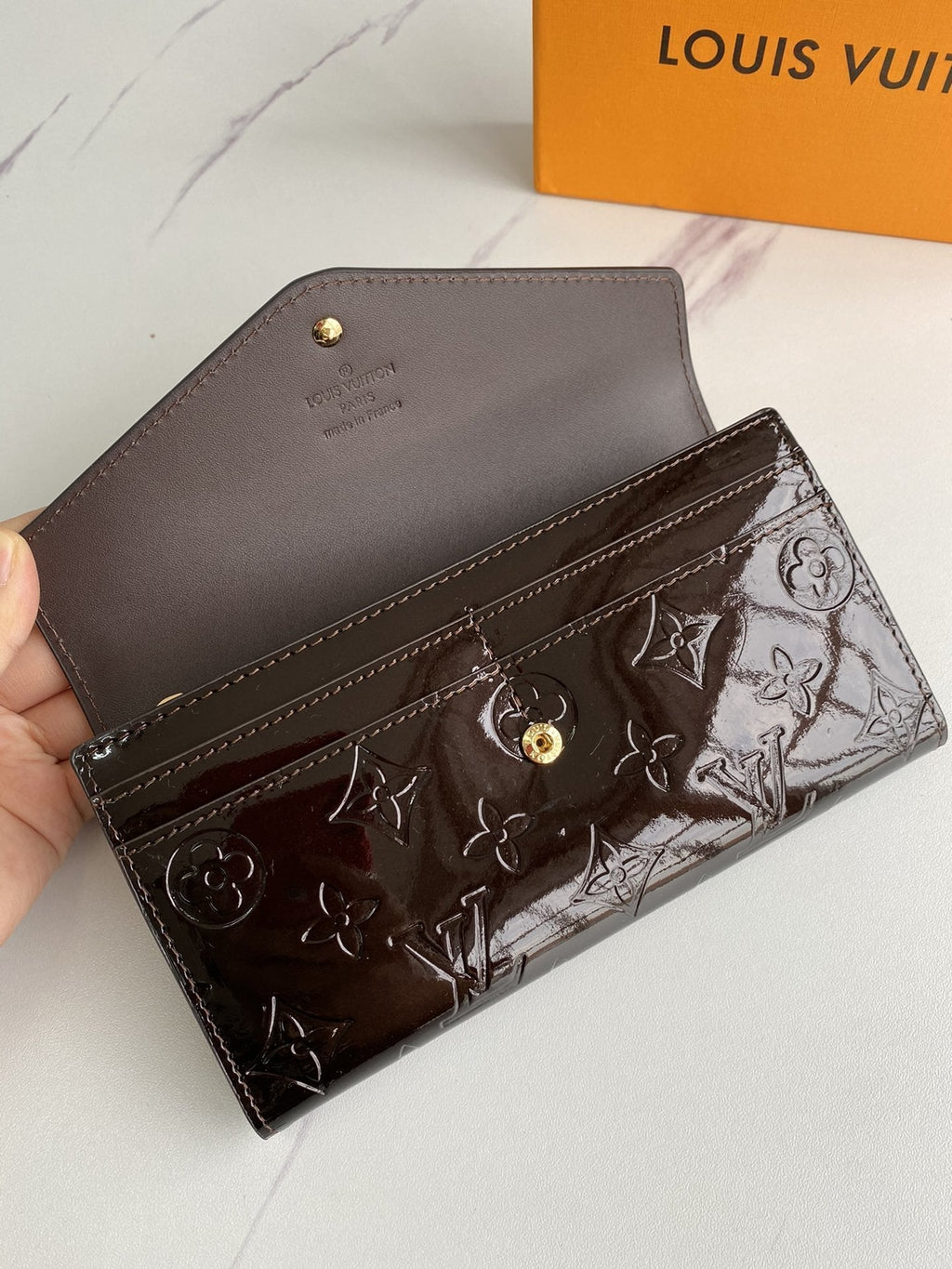 Anum Bags Wallet LUV 003