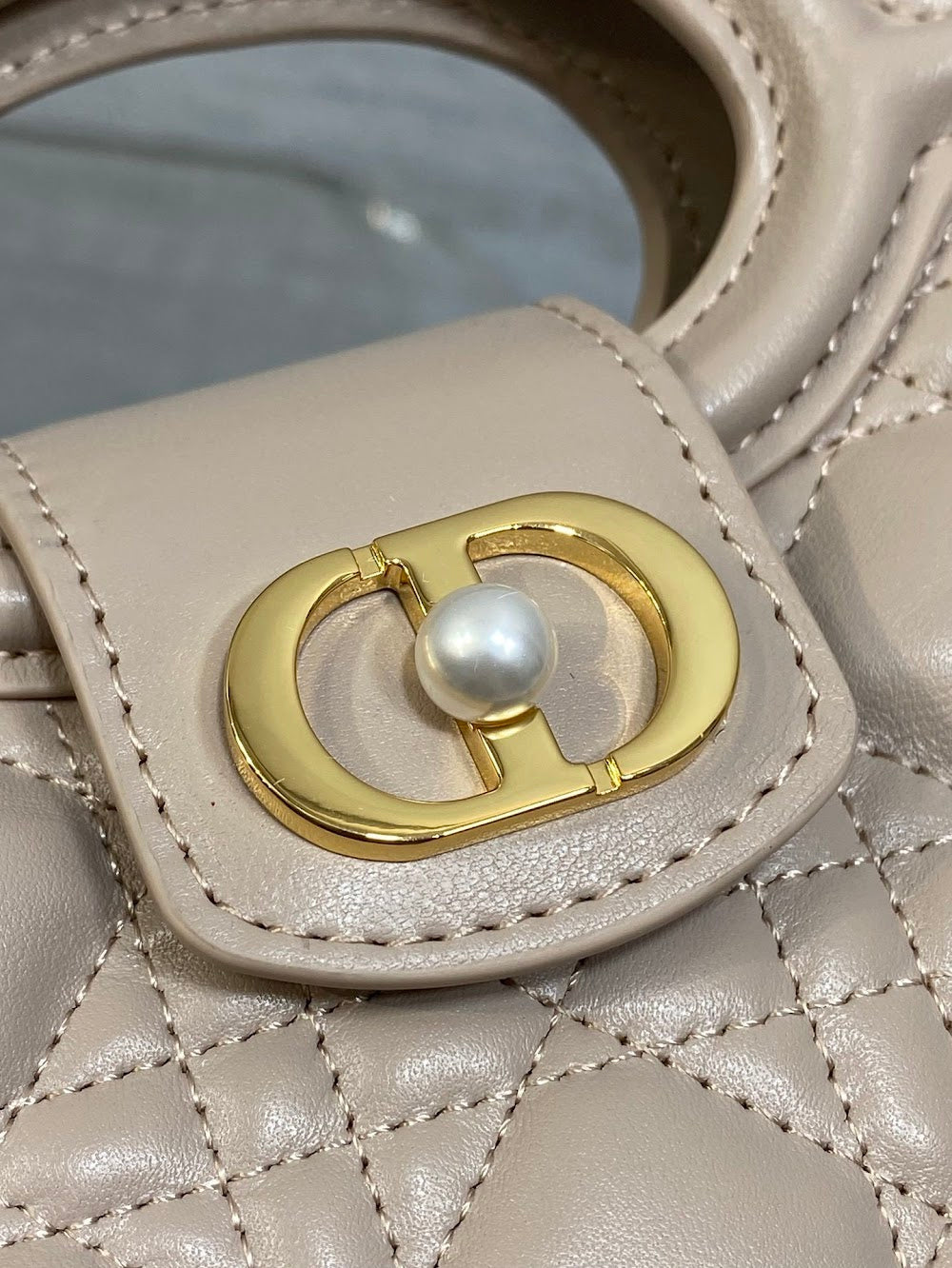 new-designer-premium-bags-nm16879