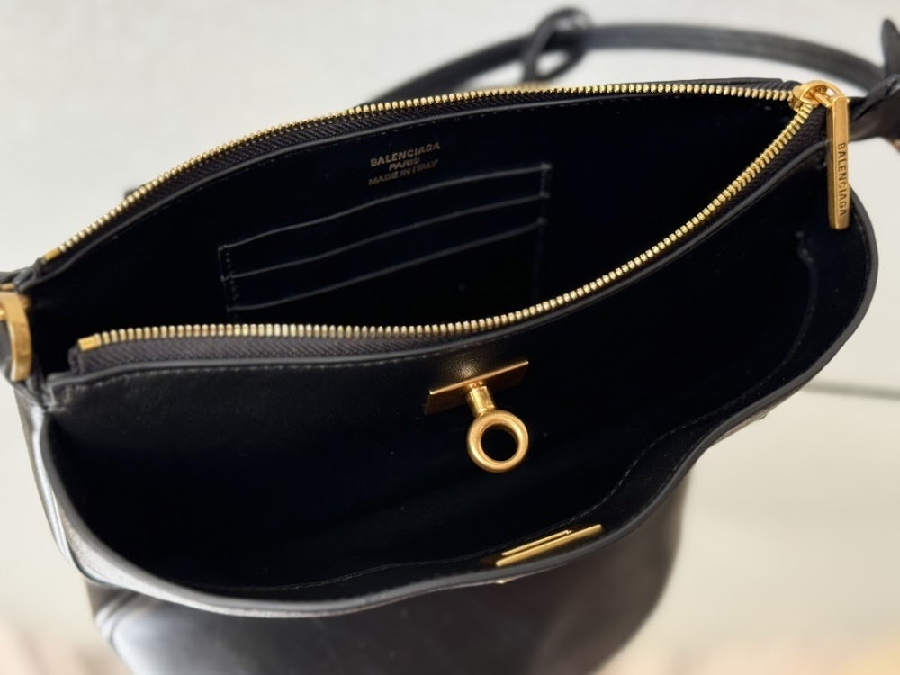 Ezyycart Bags new-luxury-designer-bags-nm21580