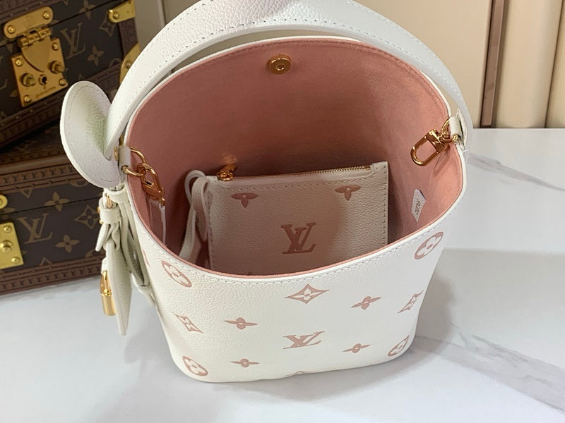 Anum Bags ln Luxury Bag --57874