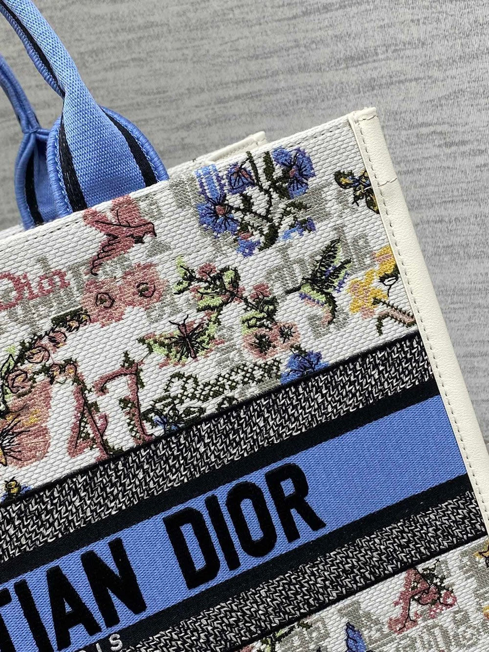 new-designer-premium-bags-nm16484