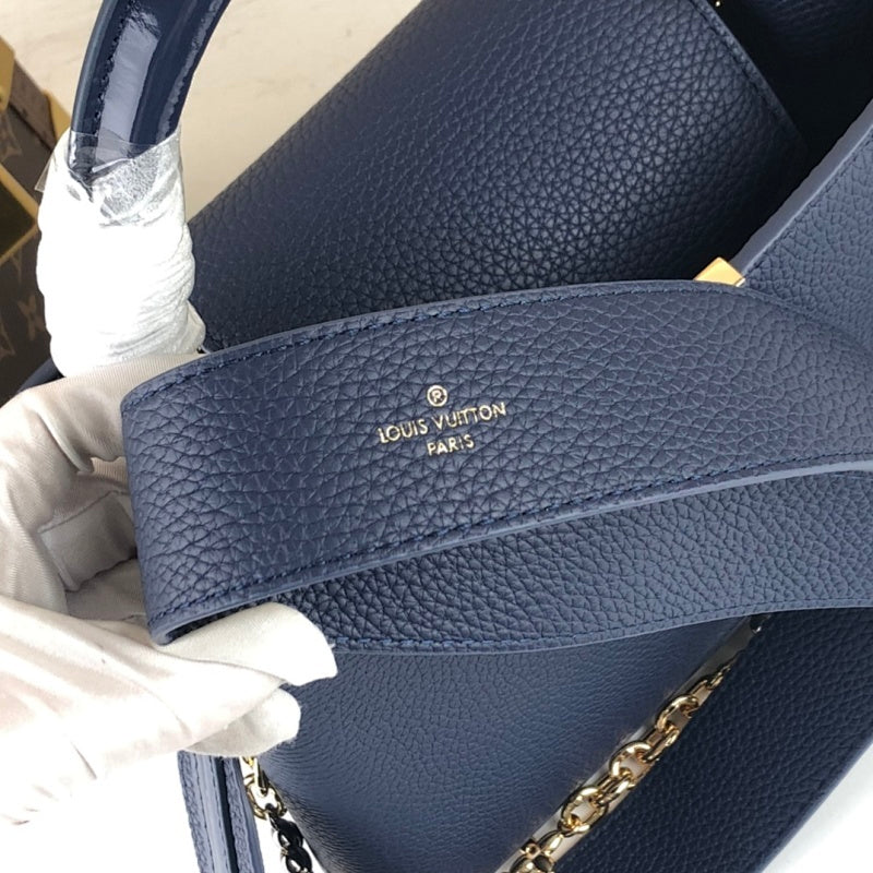 Anum Bags ln Luxury Bag --60667