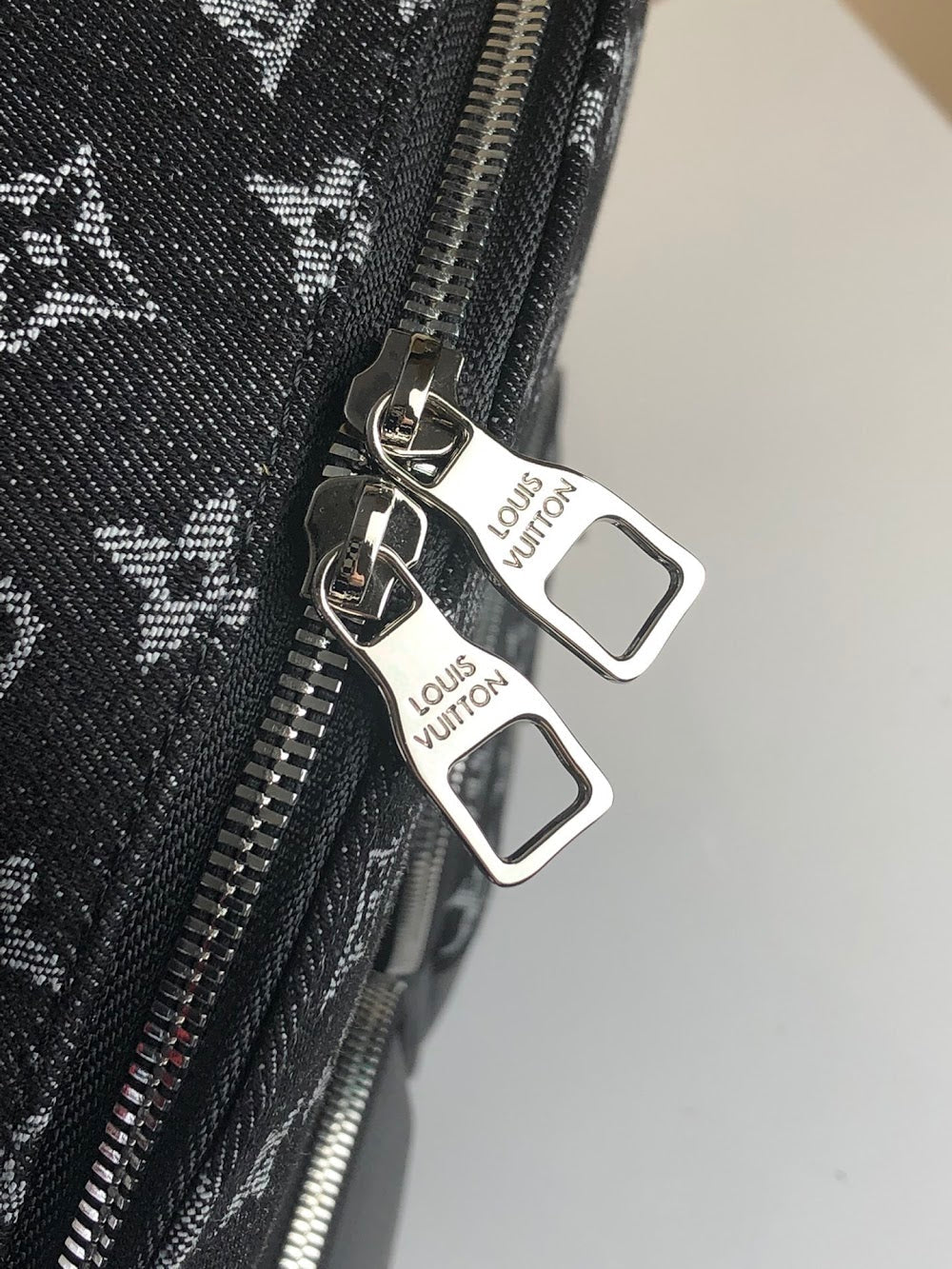 Anum Bags ln Luxury Bag --60663