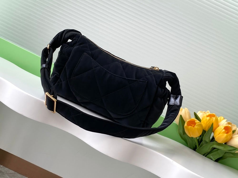 Anum Bags CHn Luxury Bag --114324
