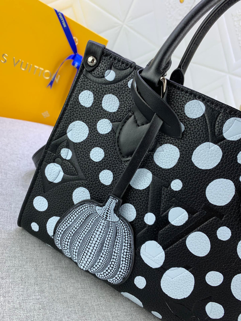 Anum Bags Mo - Bag LUV 638