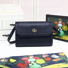 new-luxury-designer-bags-nm8915