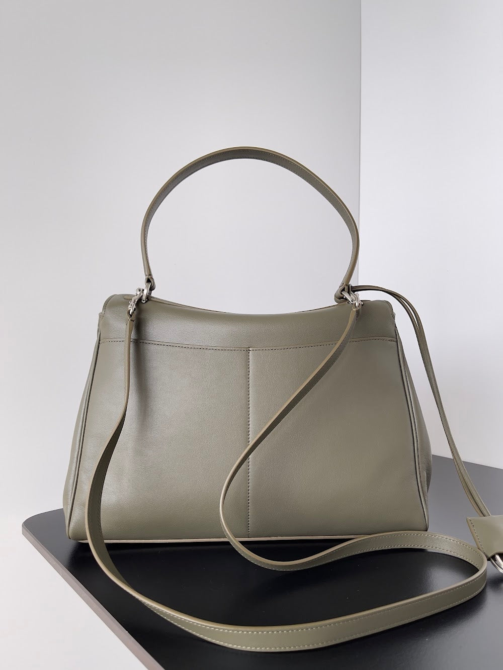 Ezyycart Bags Balenciaga Luxury Bag --110627