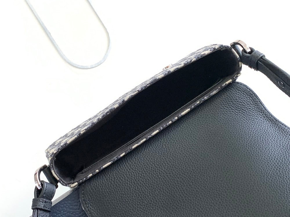 new-luxury-designer-bags-nm16432