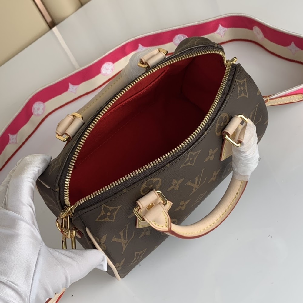 Anum Bags ln Luxury Bag --58624