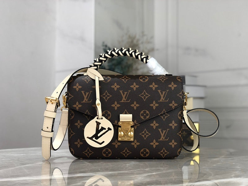 Anum Bags ln Luxury Bag --60203