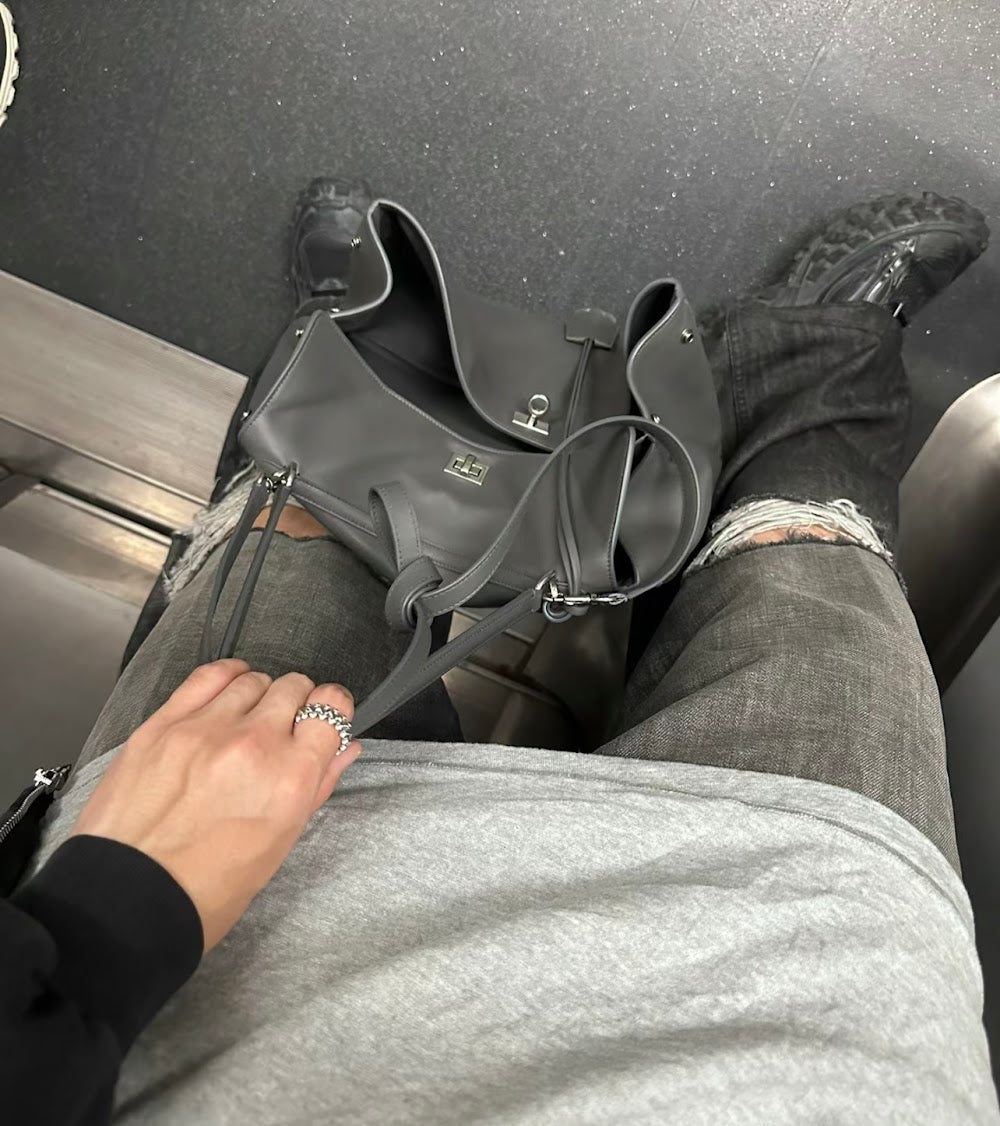 Ezyycart Bags Balenciaga Luxury Bag --111596