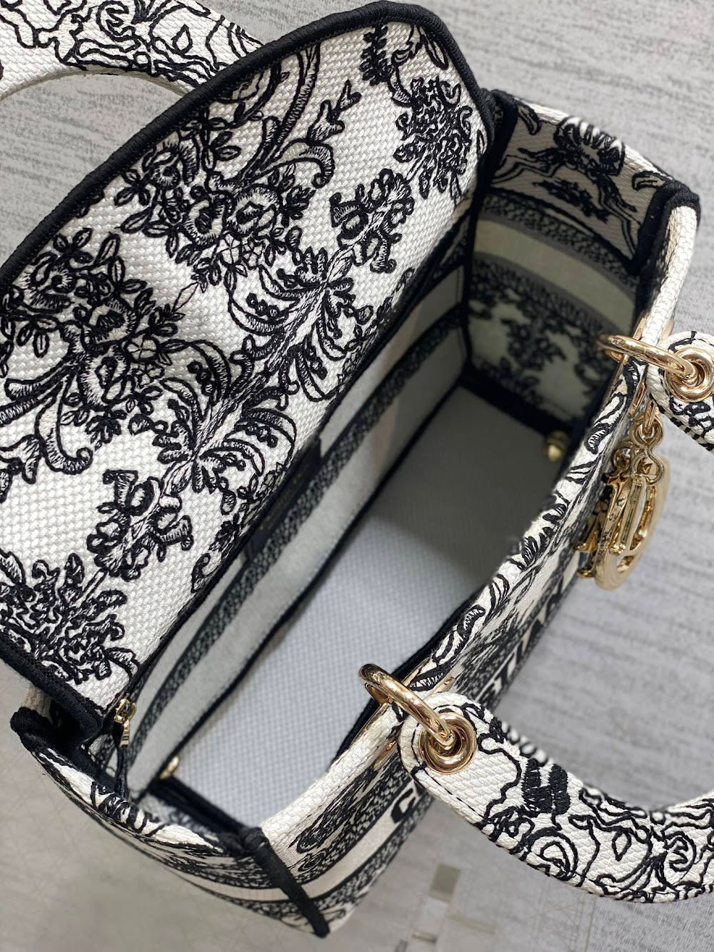 Anum Bags Diorn Luxury Bag --114941