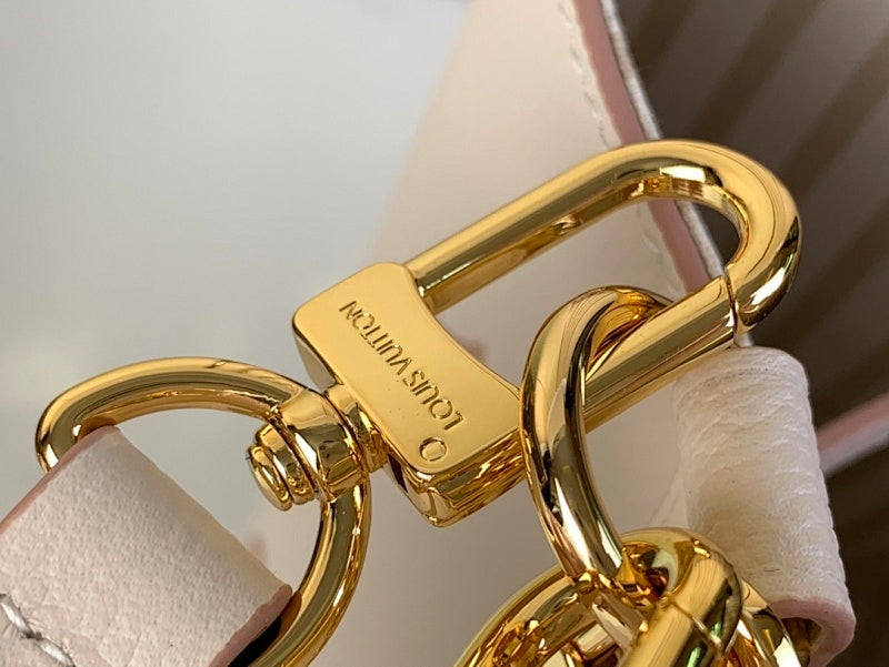 Anum Bags ln Luxury Bag --58725