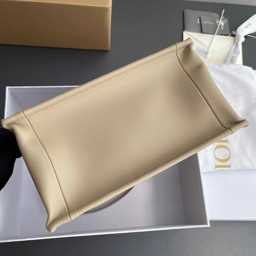 new-luxury-designer-bags-nm15849