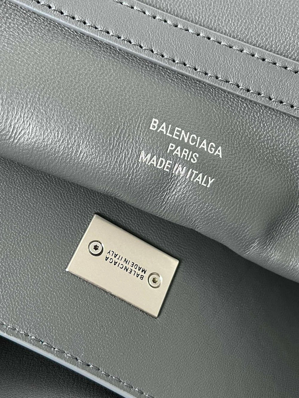 Ezyycart Bags Balenciaga Luxury Bag --110669
