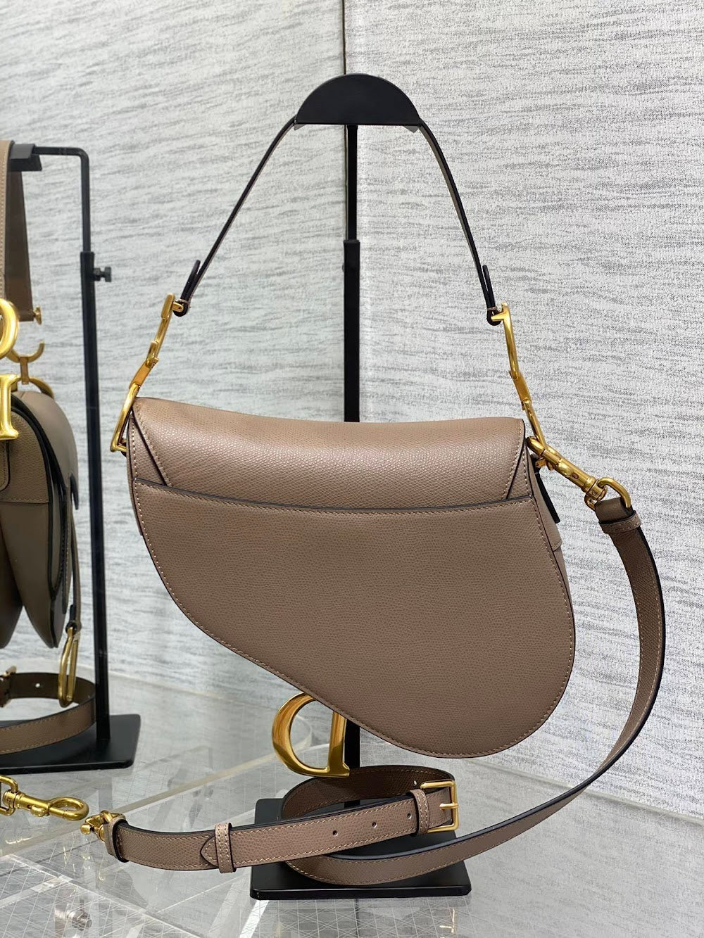 new-luxury-designer-bags-nm16177