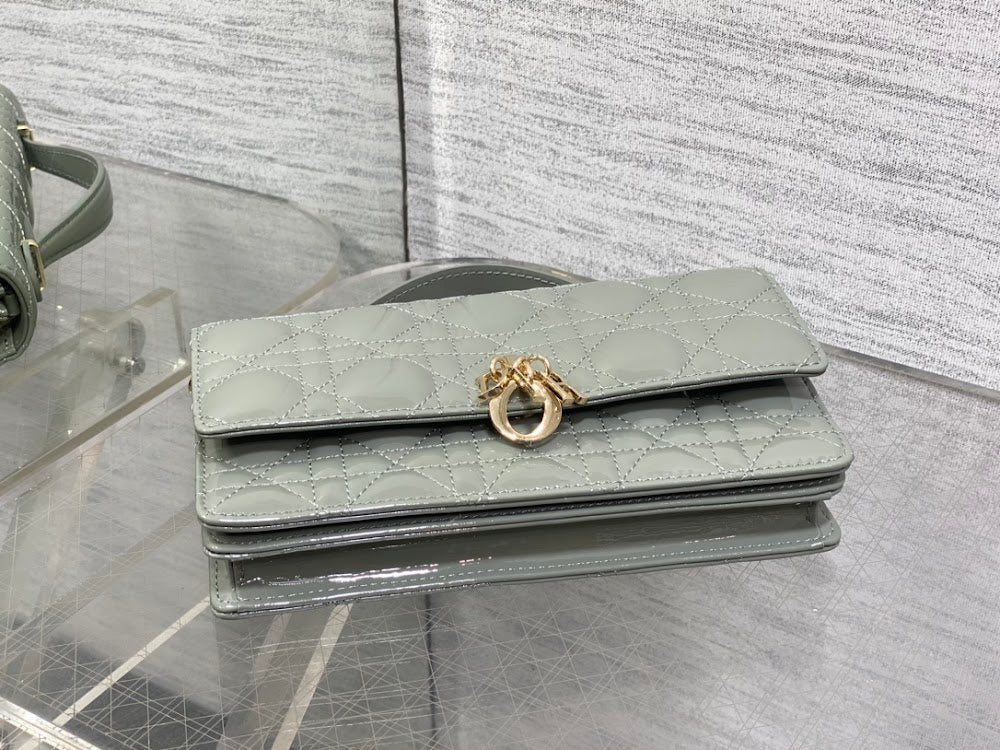 new-luxury-designer-bags-nm16476