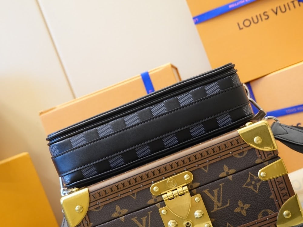 Anum Bags ln Luxury Bag --58306